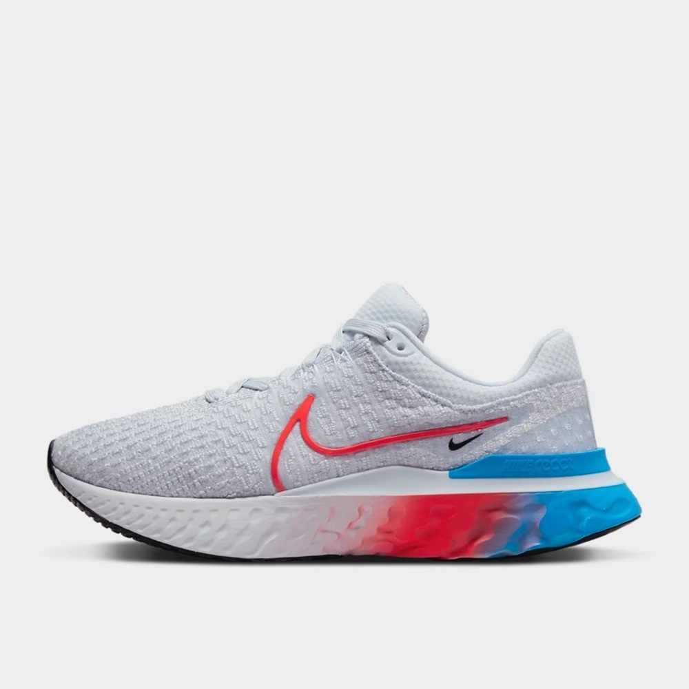 NIKE React sneakers brand new . Size 8